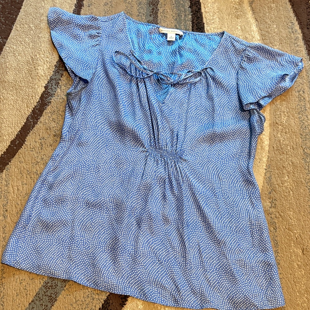 Banana Republic Blue Patterned Flutter Sleeve Blouse